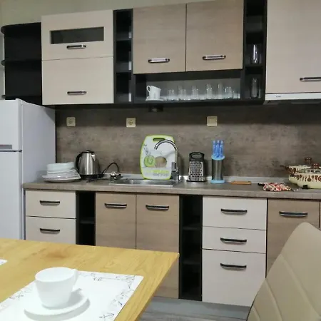 Апартаменти Лазур Appartement *